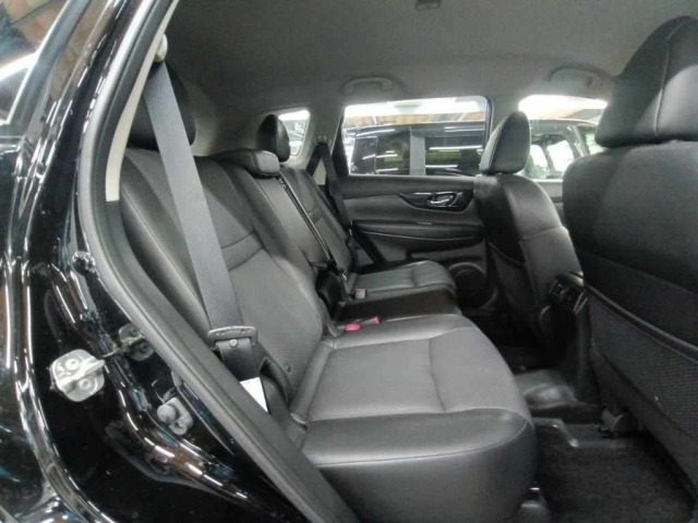 Nissan X-TRAIL 2018 8474862-12