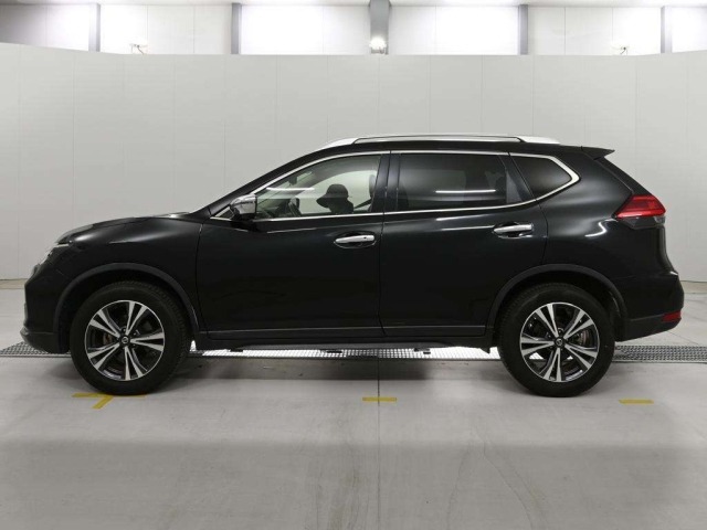 Nissan X-TRAIL 2018 8474862-4
