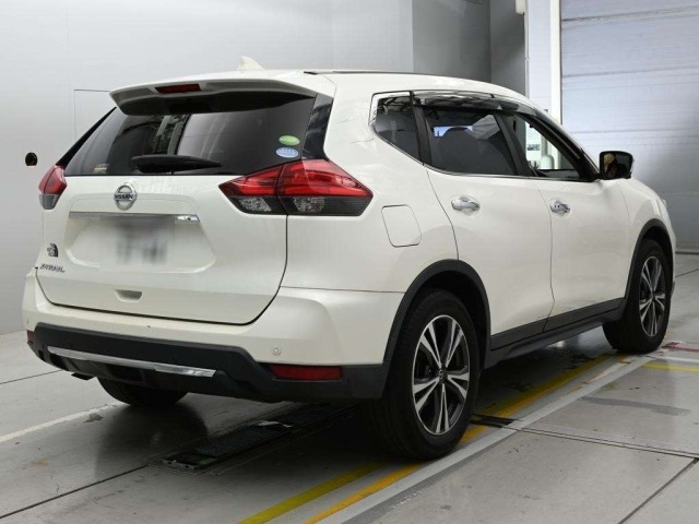 Nissan X-TRAIL 2018 8474924-1