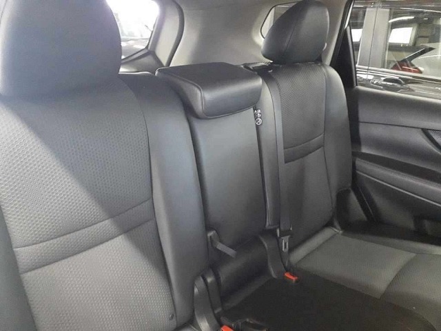 Nissan X-TRAIL 2018 8474924-11