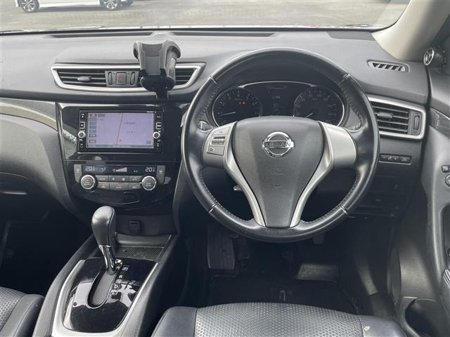 Nissan X-TRAIL 2016 8475132-2