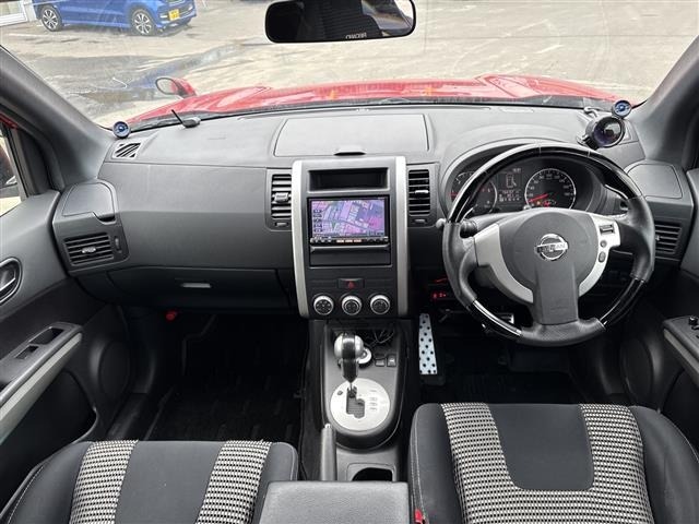 Nissan X-TRAIL 2015 8475309-2