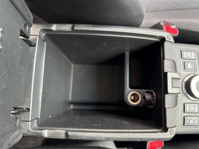 Nissan X-TRAIL 2017 8475351-10