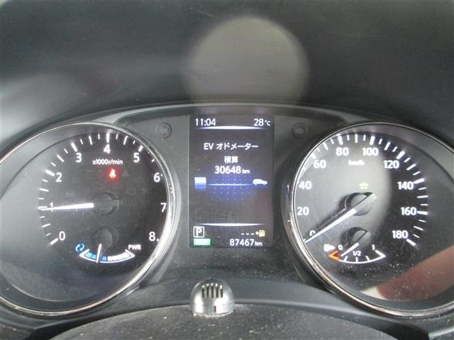 Nissan X-TRAIL 2018 8475361-12