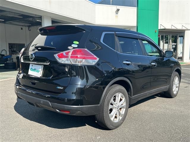 Nissan X-TRAIL 2016 8475457-11