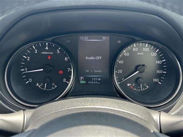 Nissan X-TRAIL 2017 8475588-10