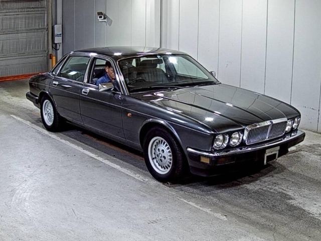 Jaguar XJ SERIES 1992 8467978-0