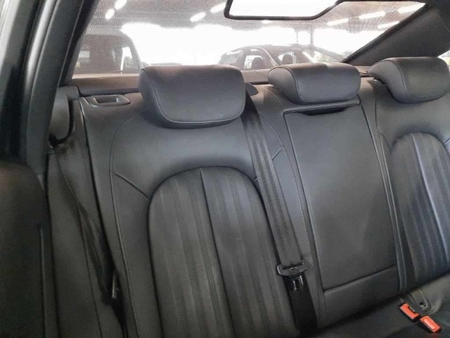 Audi A6 2015 8492183-11