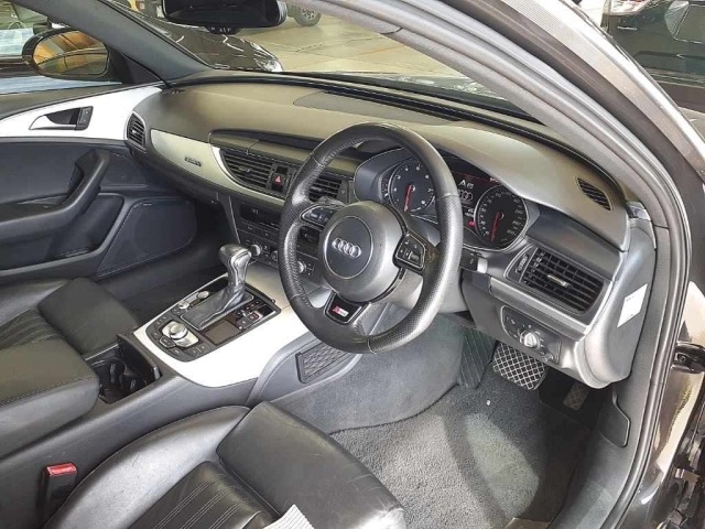 Audi A6 2015 8492183-9