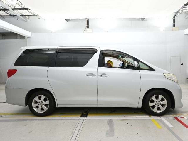 Toyota ALPHARD 2011 8491932-3