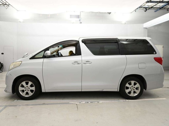 Toyota ALPHARD 2011 8491932-4