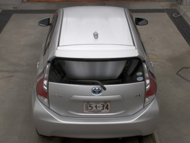 Toyota AQUA 2015 8481987-7