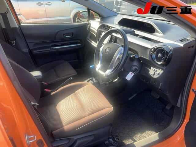 Toyota AQUA 2015 8482007-4
