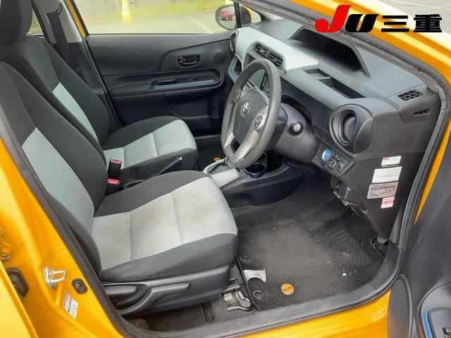 Toyota AQUA 2014 8482008-4
