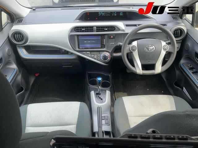 Toyota AQUA 2014 8482008-8