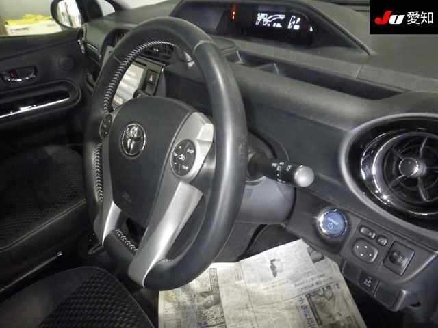 Toyota AQUA 2015 8482025-5