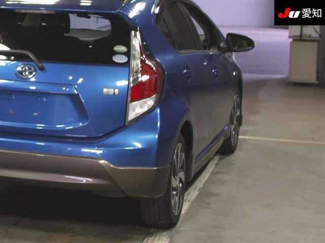 Toyota AQUA 2015 8482025-8