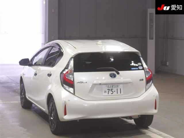 Toyota AQUA 2019 8482027-1