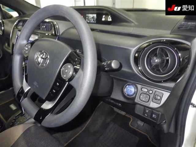 Toyota AQUA 2019 8482027-5