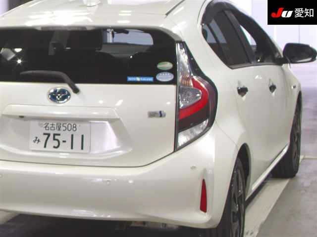 Toyota AQUA 2019 8482027-8