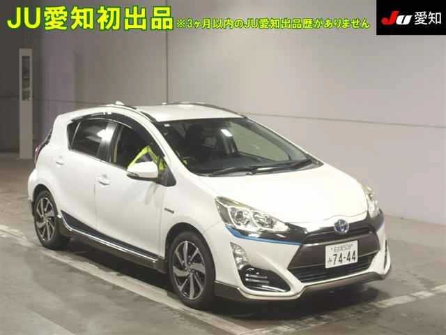 Toyota AQUA 2015 8482029-0