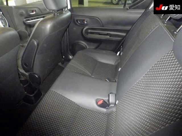 Toyota AQUA 2015 8482029-4