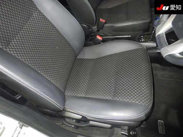 Toyota AQUA 2015 8482029-6