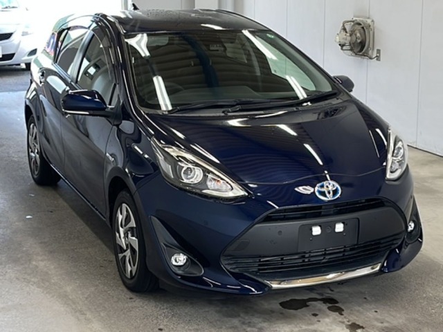 Toyota AQUA 2019 8482048-4