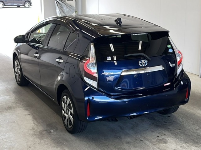 Toyota AQUA 2019 8482048-5