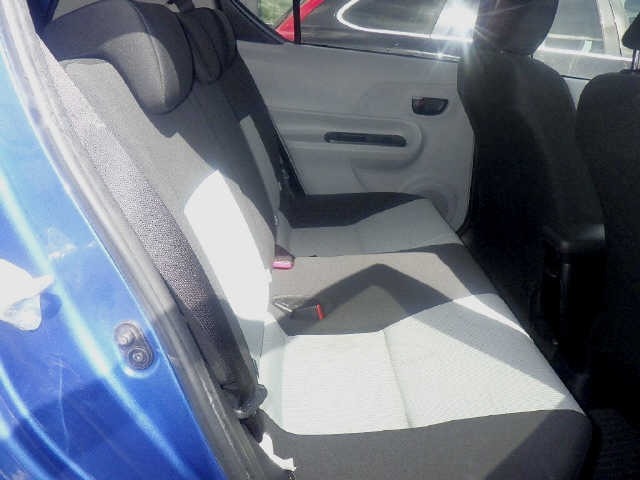 Toyota AQUA 2012 8482078-8