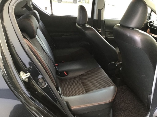 Toyota AQUA 2015 8482103-6