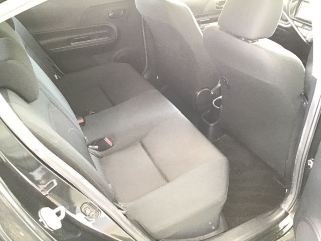 Toyota AQUA 2016 8482114-6