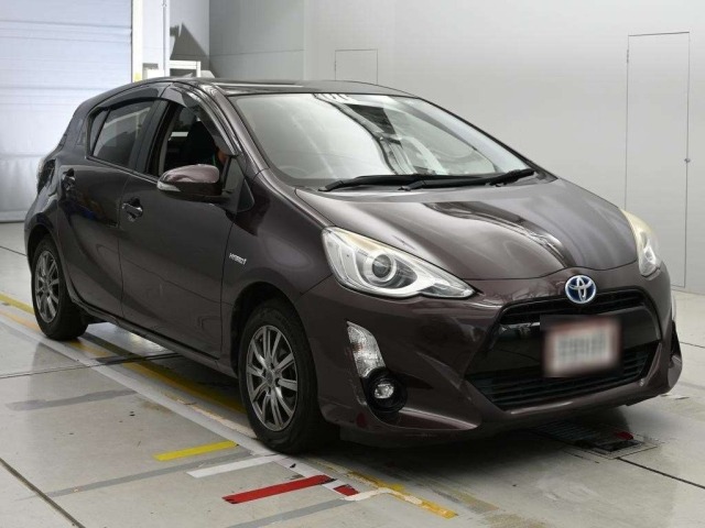 Toyota AQUA 2015 8482160-5