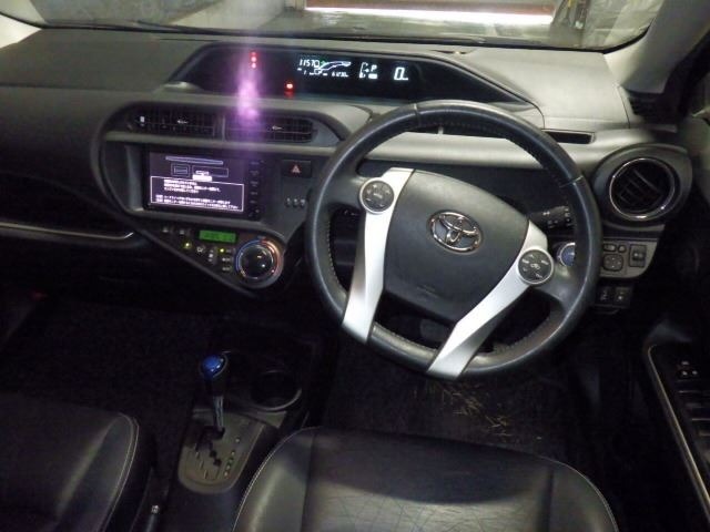 Toyota AQUA 2014 8482169-4