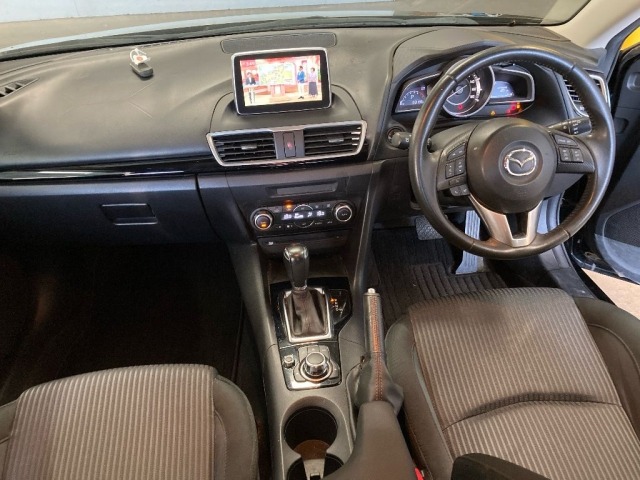 Mazda AXELA 2014 8480030-3