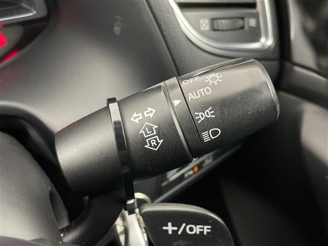 Mazda AXELA 2017 8480172-10