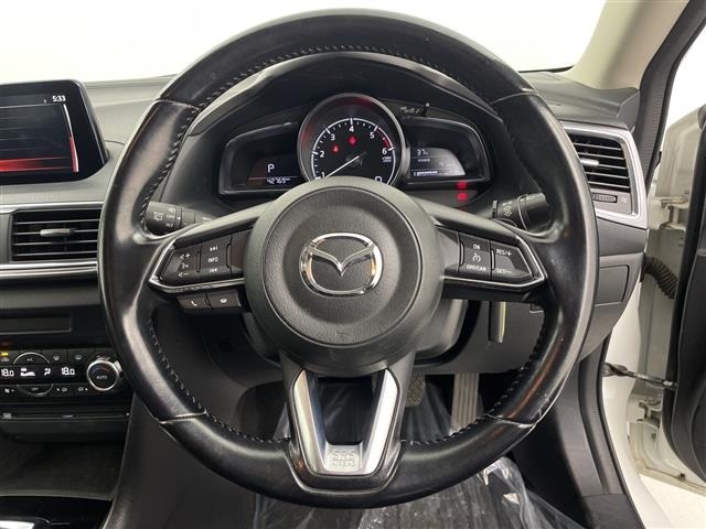 Mazda AXELA 2017 8480172-8