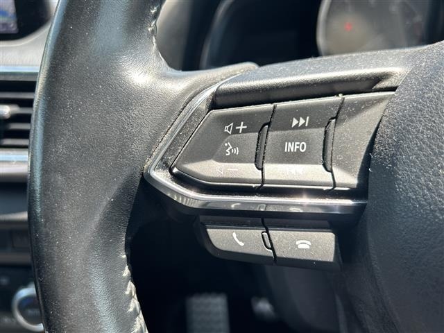 Mazda AXELA 2017 8480247-18