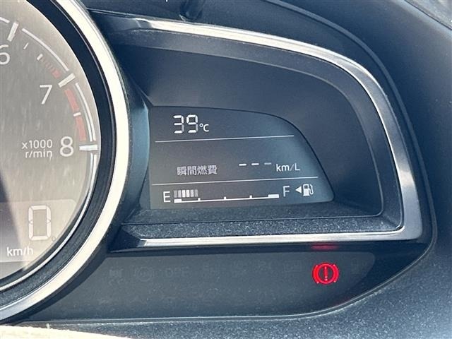 Mazda AXELA 2017 8480247-5