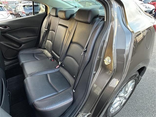 Mazda AXELA 2014 8480261-12