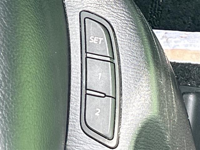Mazda AXELA 2017 8480298-12