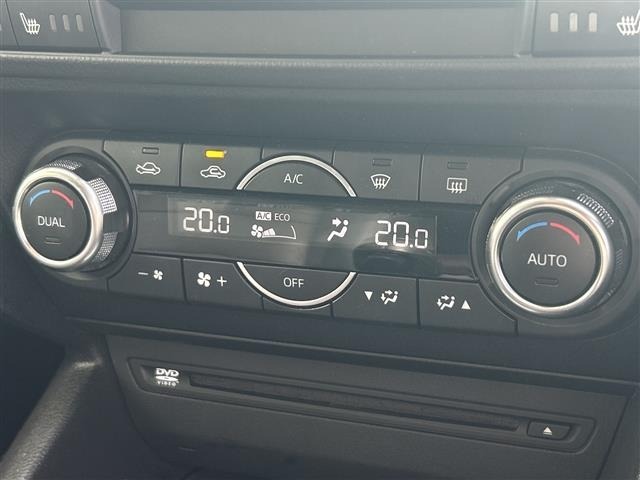 Mazda AXELA 2017 8480298-9