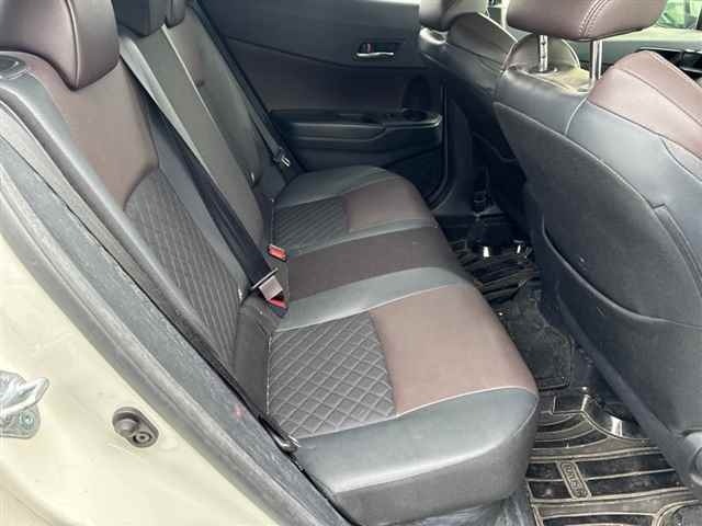 Toyota C-HR 2017 8484678-8
