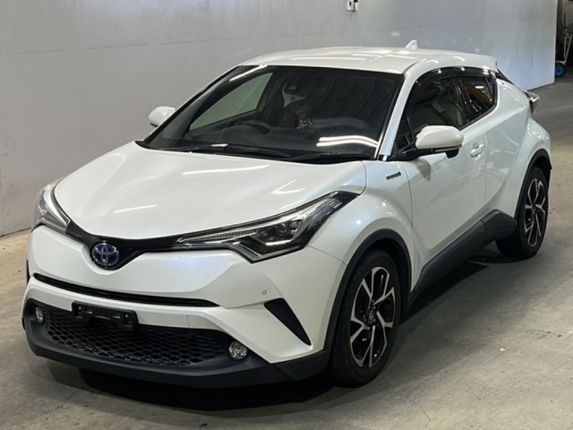 Toyota C-HR 2017 8484751-0