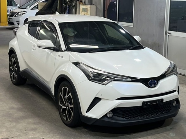 Toyota C-HR 2017 8484751-4