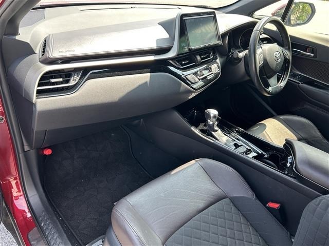 Toyota C-HR 2016 8485293-3