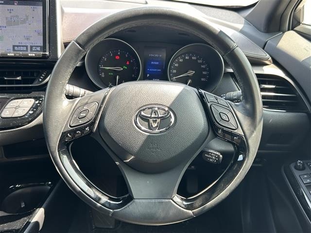 Toyota C-HR 2016 8485293-9