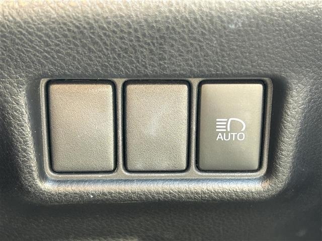 Toyota C-HR 2017 8485823-10