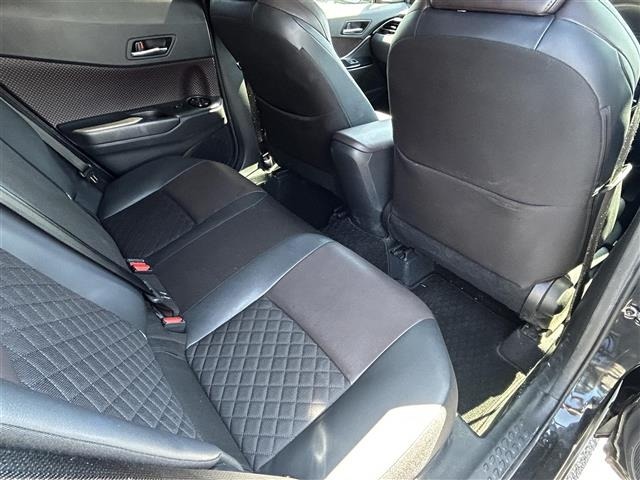 Toyota C-HR 2017 8485823-20