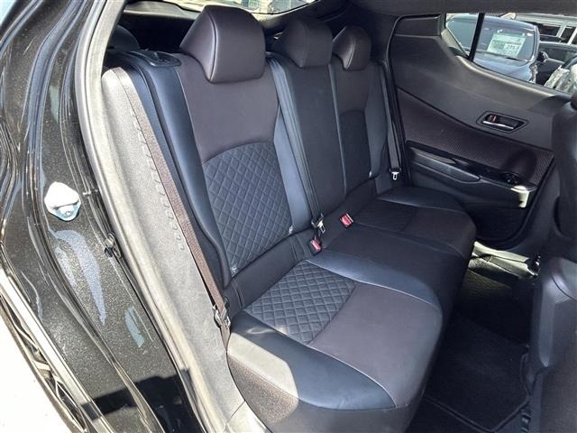 Toyota C-HR 2017 8485823-22